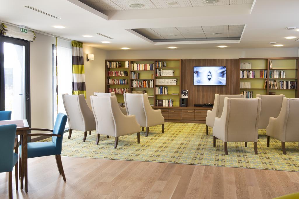 Domitys La Fleur De Lin Apart otel Landerneau Dış mekan fotoğraf